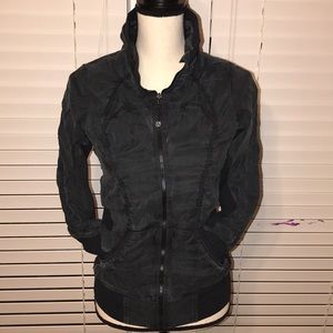 Lululemon jacket 4